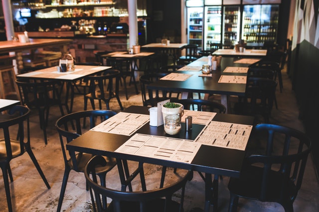 A guide to eating healthily while eating out A guide to eating healthily while eating out