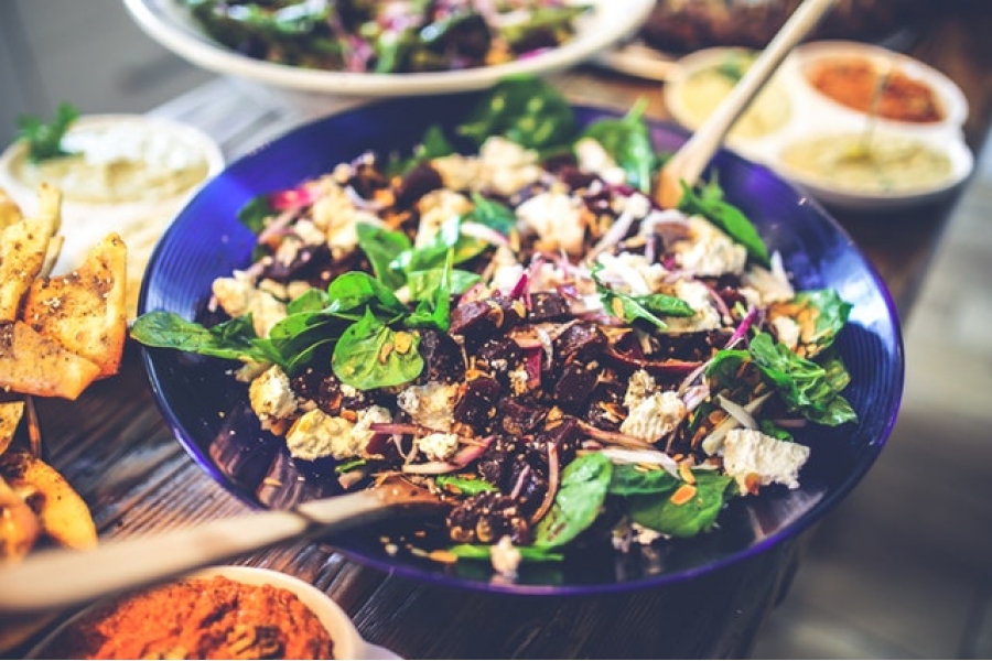 salad-healthy-diet-spinach Yummy looking salad bowl