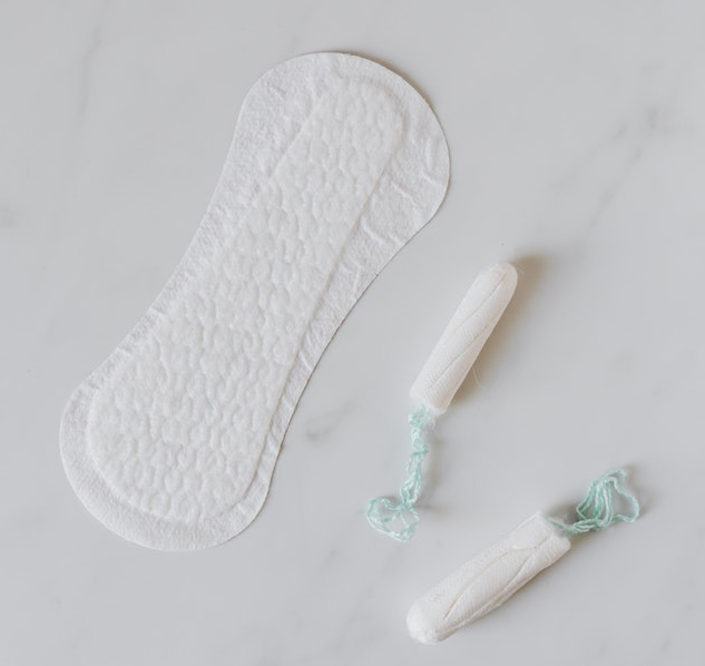pexels-karolina-grabowska-4238999 cropped Pads and tampons - period products